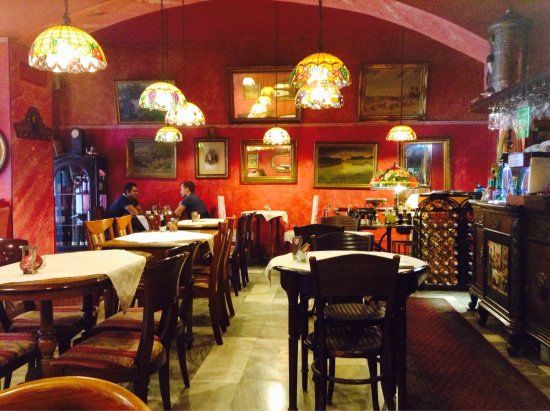 Green Tomato Pizzeria